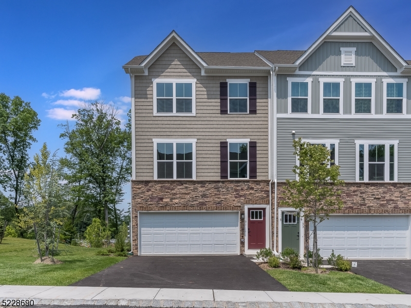 31 Force Drive Mount Olive NJ 07828