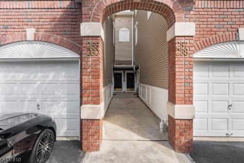 260 Riverwalk Way Clifton NJ 07014