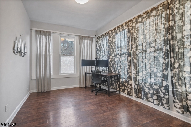 105 Huntington Terrace Newark NJ 07112