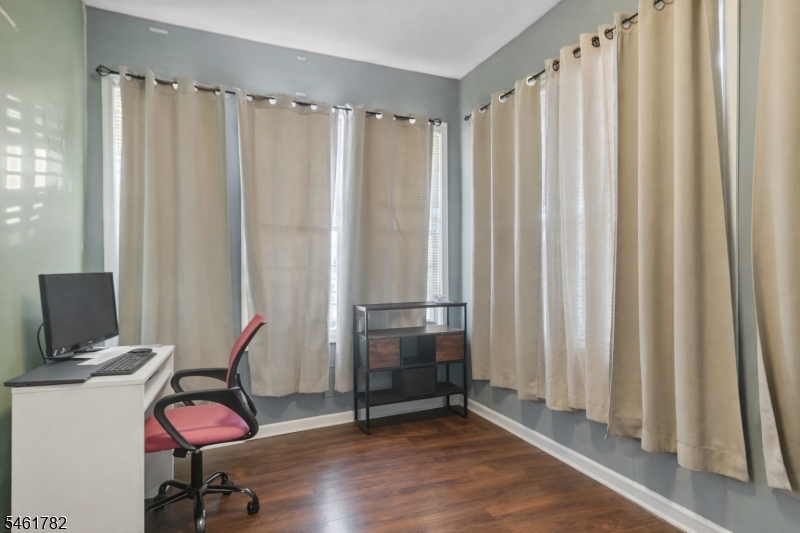 105 Huntington Terrace Newark NJ 07112