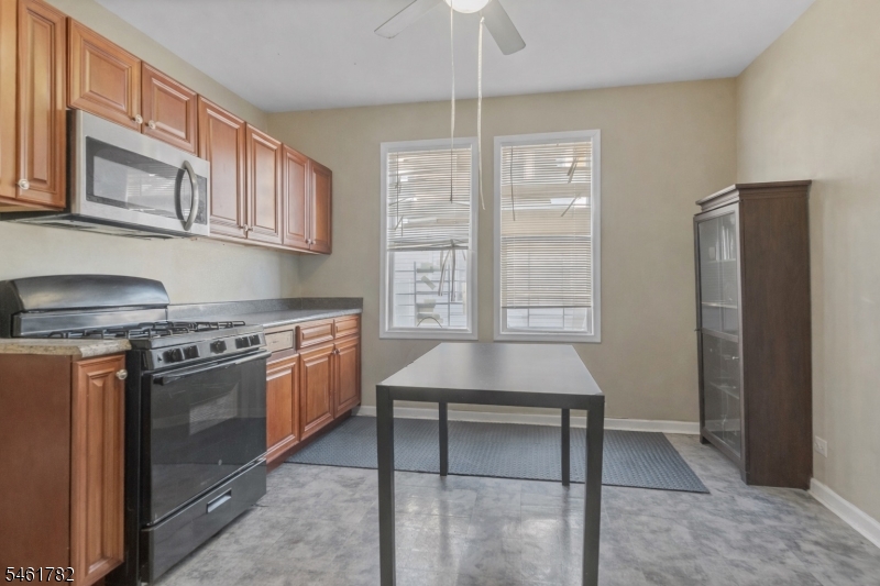 105 Huntington Terrace Newark NJ 07112