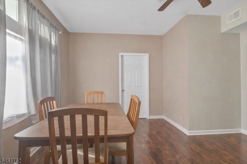 105 Huntington Terrace Newark NJ 07112