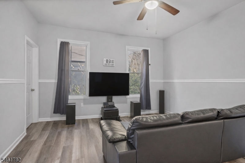 105 Huntington Terrace Newark NJ 07112