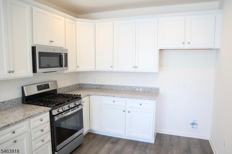 43 Aspen Drive Cedar Grove NJ 07009