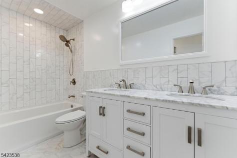 23 Renaissance Drive Clifton NJ 07013