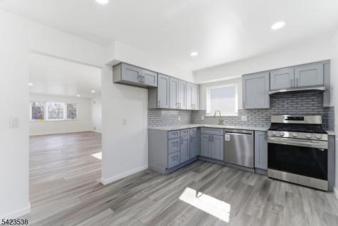 23 Renaissance Drive Clifton NJ 07013