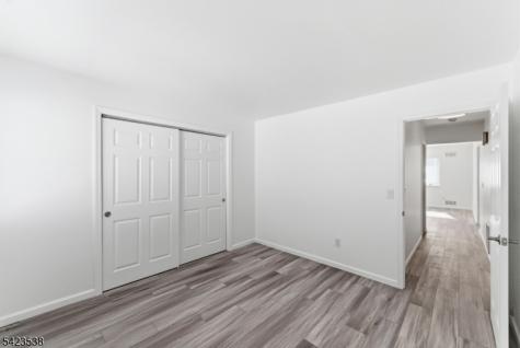 23 Renaissance Drive Clifton NJ 07013