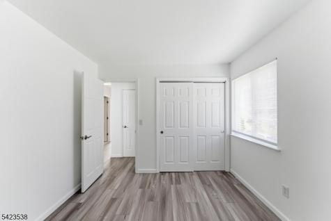 23 Renaissance Drive Clifton NJ 07013