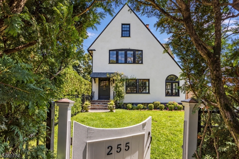255 Park Street Montclair NJ 07043