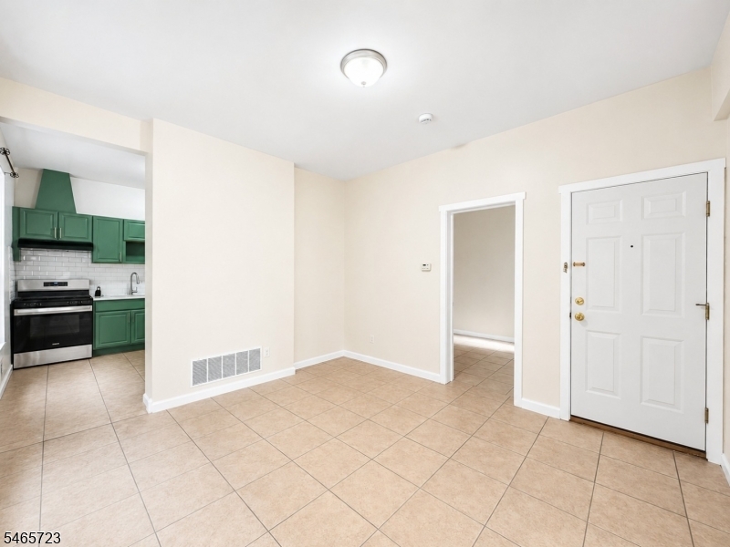 92 Bloomfield Avenue Paterson NJ 07503