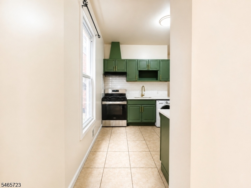 92 Bloomfield Avenue Paterson NJ 07503