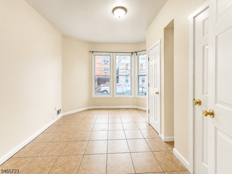 92 Bloomfield Avenue Paterson NJ 07503