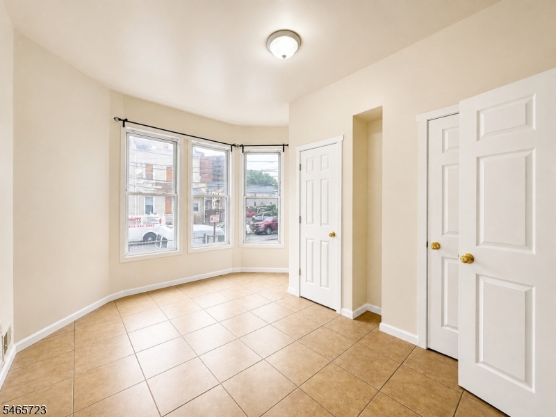 92 Bloomfield Avenue Paterson NJ 07503
