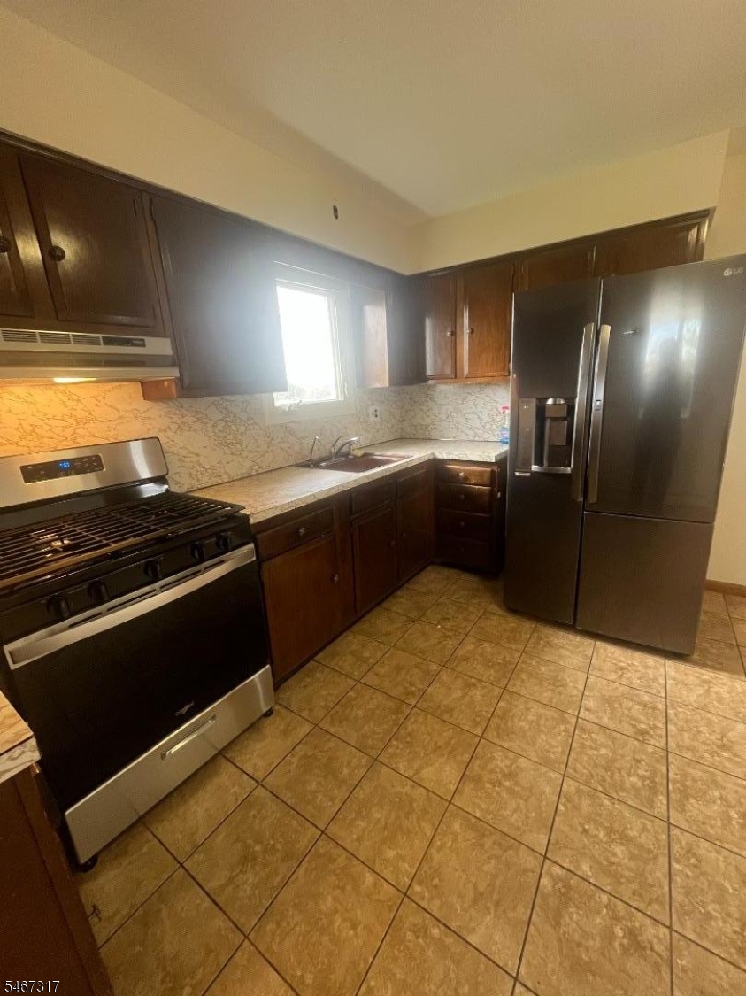 432 Edmund Avenue Paterson NJ 07502