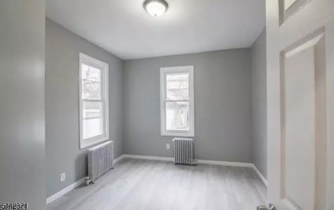 127 Brookwood Street East Orange NJ 07018