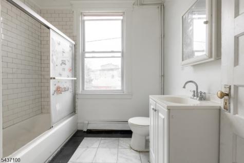 410 Chadwick Avenue Newark NJ 07112