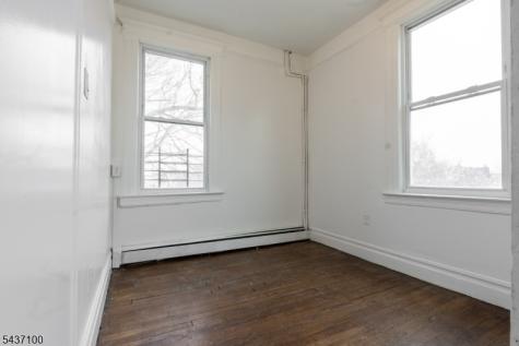 410 Chadwick Avenue Newark NJ 07112