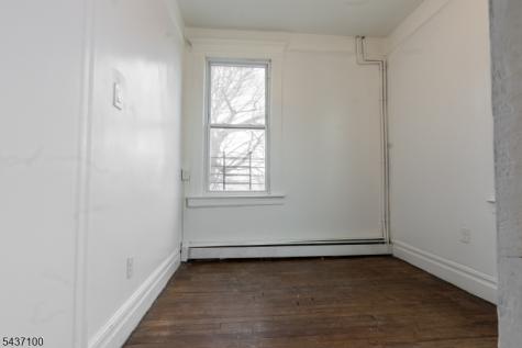 410 Chadwick Avenue Newark NJ 07112