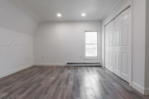 410 Chadwick Avenue Newark NJ 07112