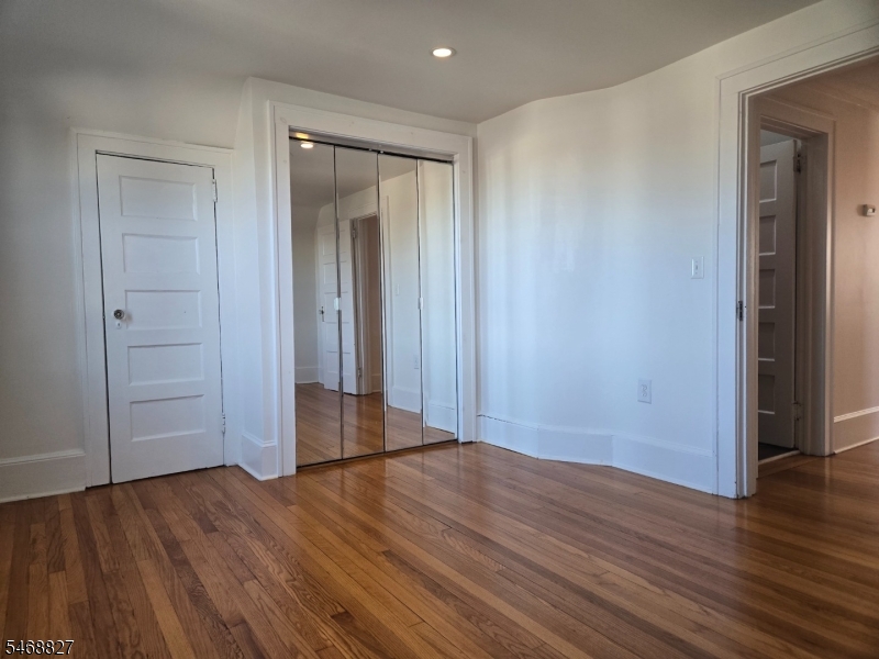 704 3RD Street Lyndhurst NJ 07071