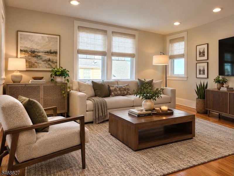704 3RD Street Lyndhurst NJ 07071