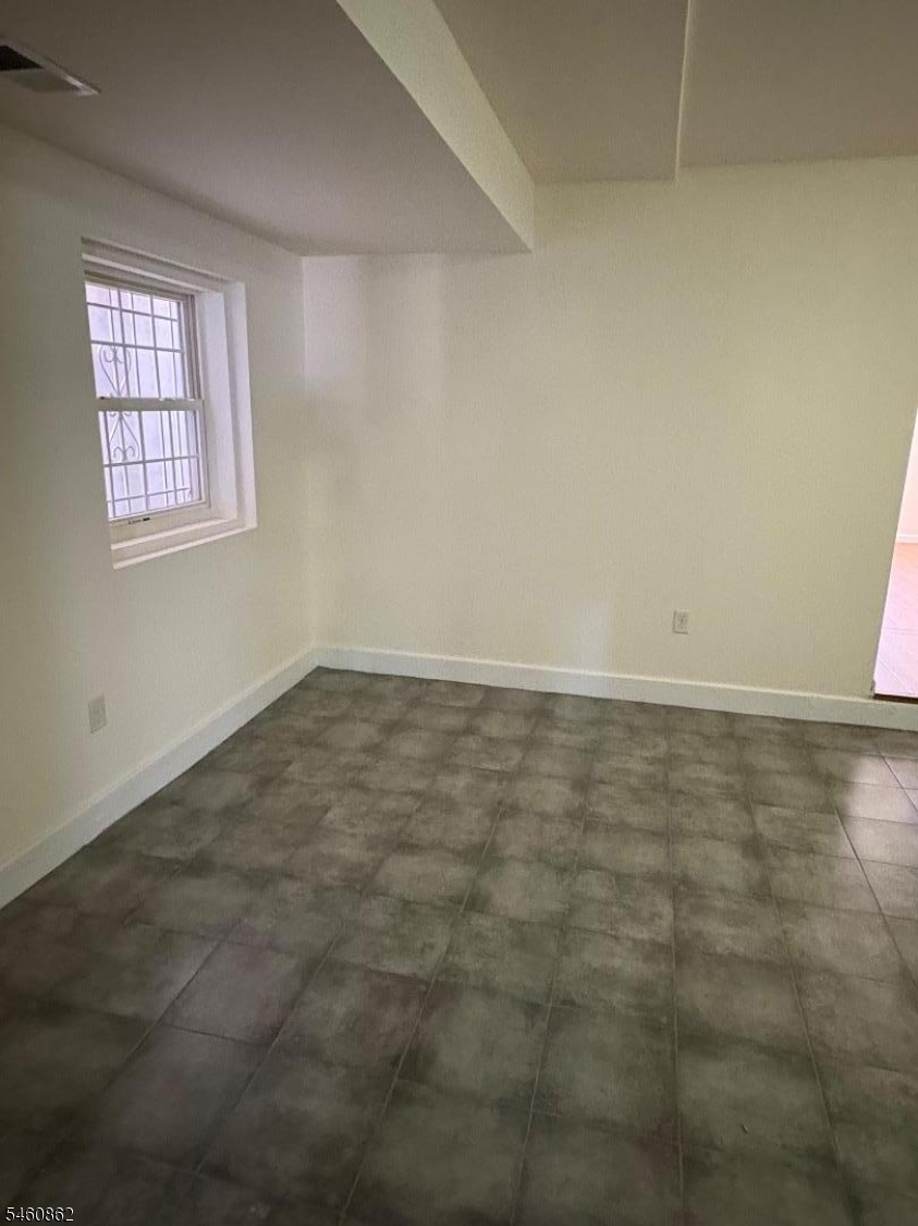 210 2ND Street Elizabeth NJ 07206