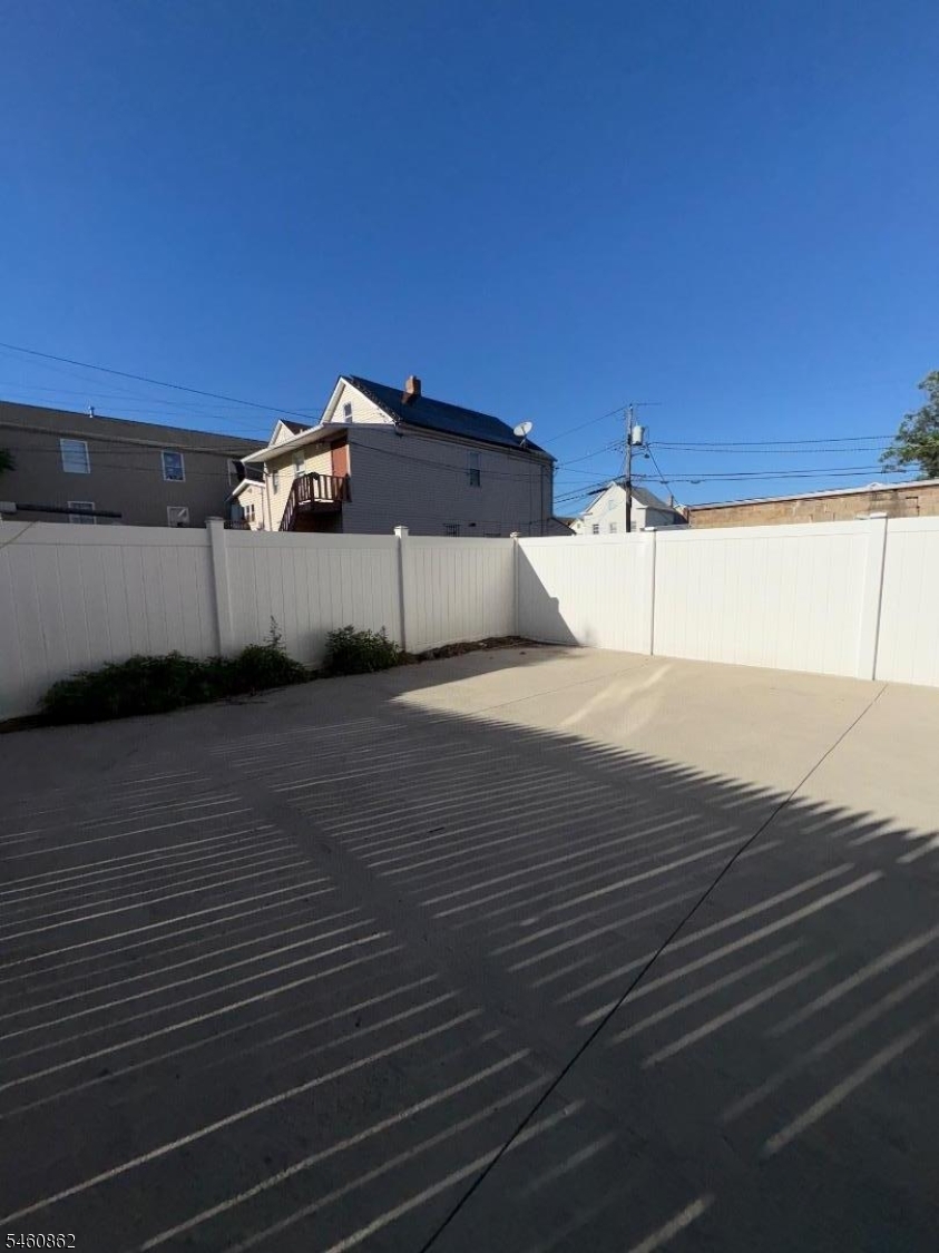 210 2ND Street Elizabeth NJ 07206