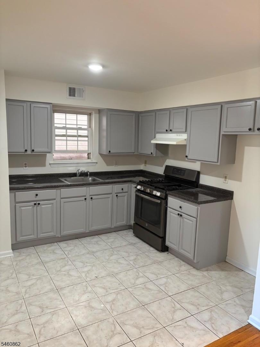 210 2ND Street Elizabeth NJ 07206