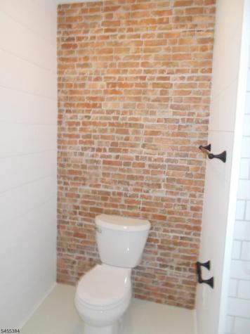 2 Millbrook Stillwater Road Hardwick NJ 07825