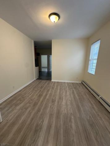 449 3RD Avenue Elizabeth NJ 07206