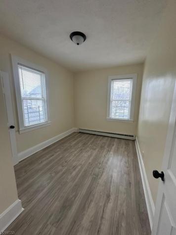 449 3RD Avenue Elizabeth NJ 07206