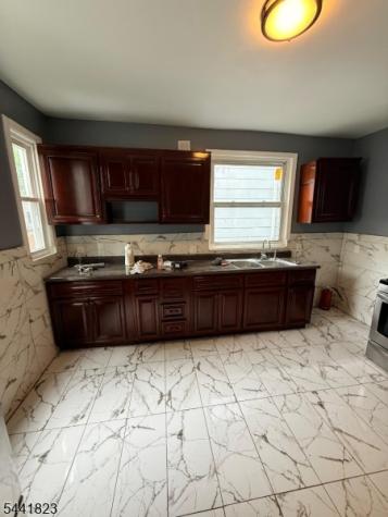 239 S Clinton Street East Orange NJ 07018