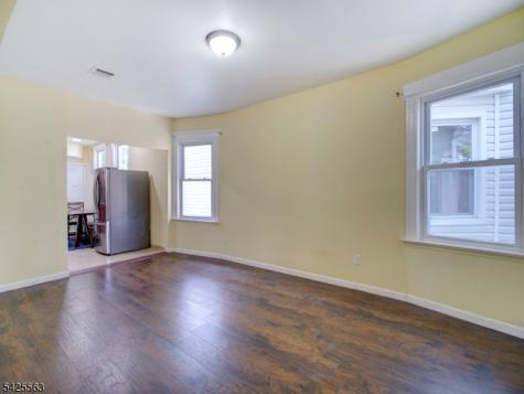 52 Amherst Street East Orange NJ 07018