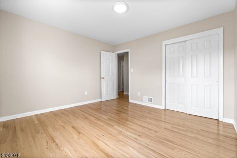 2 Andrew Court Bloomfield NJ 07003