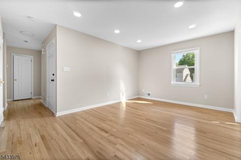 2 Andrew Court Bloomfield NJ 07003
