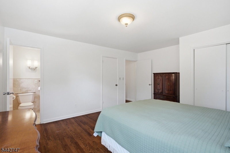 42 Sandy Hill Road Westfield NJ 07090