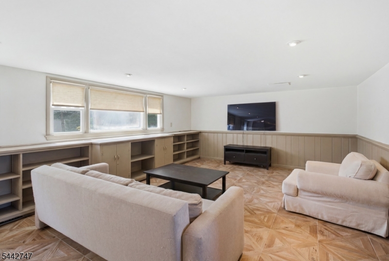 42 Sandy Hill Road Westfield NJ 07090