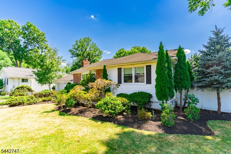 42 Sandy Hill Road Westfield NJ 07090