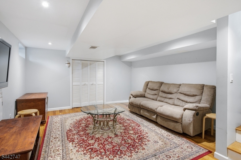 42 Sandy Hill Road Westfield NJ 07090