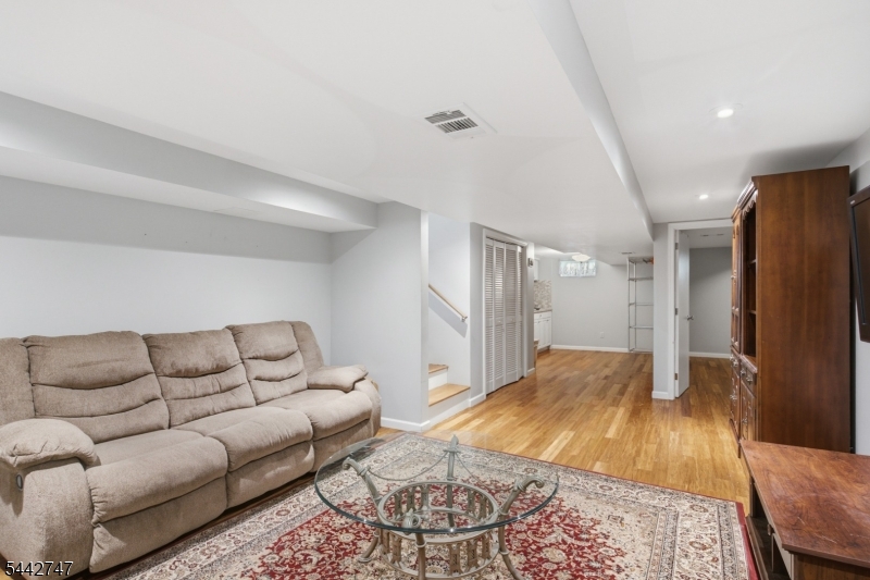 42 Sandy Hill Road Westfield NJ 07090
