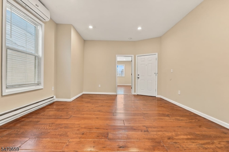 254 Summer Avenue Newark NJ 07104