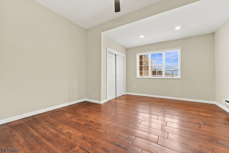 254 Summer Avenue Newark NJ 07104