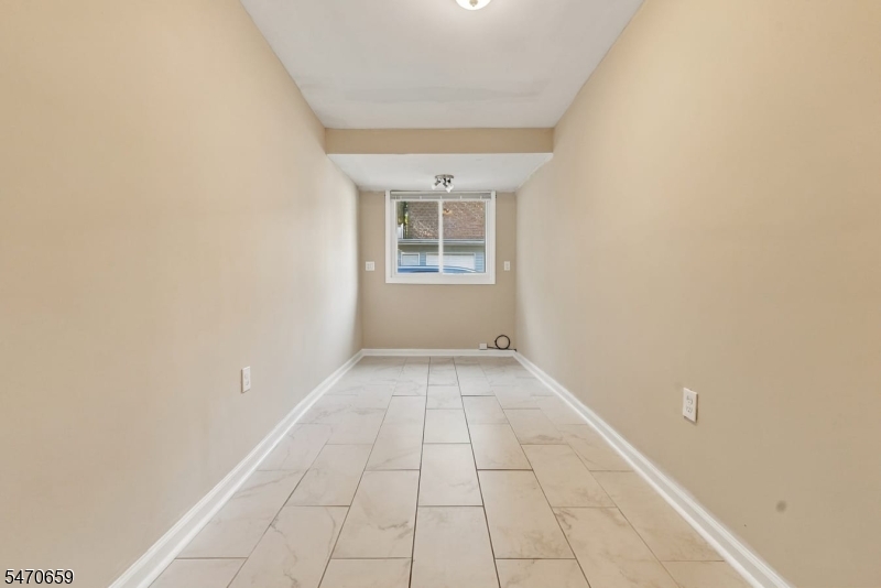 254 Summer Avenue Newark NJ 07104