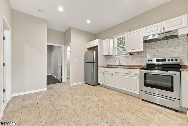 254 Summer Avenue Newark NJ 07104