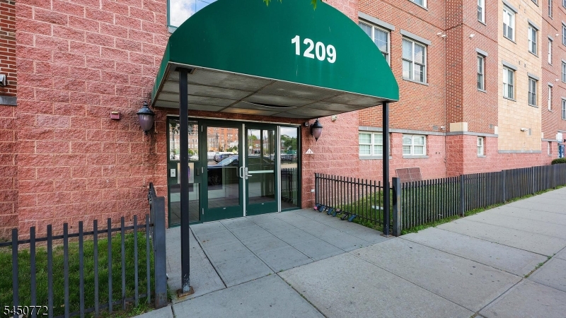 1209 Summit Avenue Jersey City NJ 07307