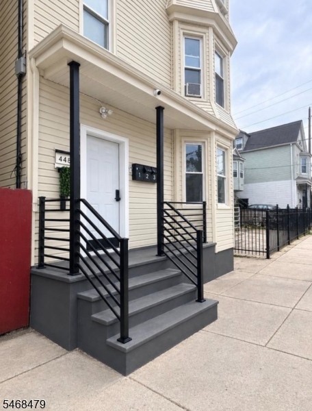 448 S 17th Street Newark NJ 07103