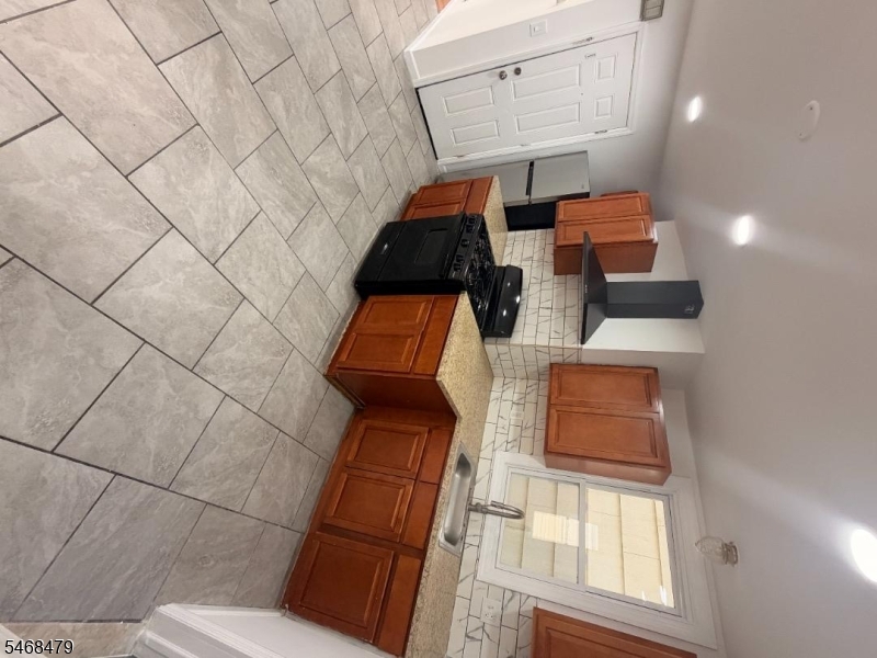 448 S 17th Street Newark NJ 07103