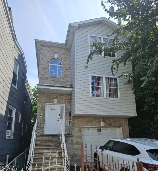 788 S 17th Street Newark NJ 07103