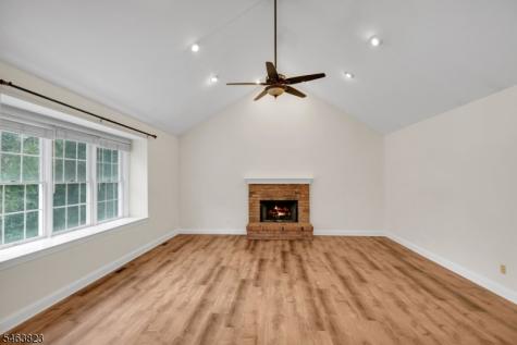 5 Savannah Court Bernards NJ 07920
