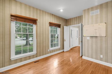 5 Savannah Court Bernards NJ 07920